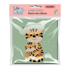 Livre tissu : plein de câlins