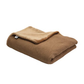 Couverture tricot et flanelle