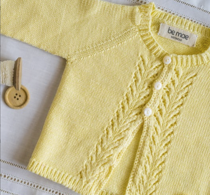 Veste en tricot jaune